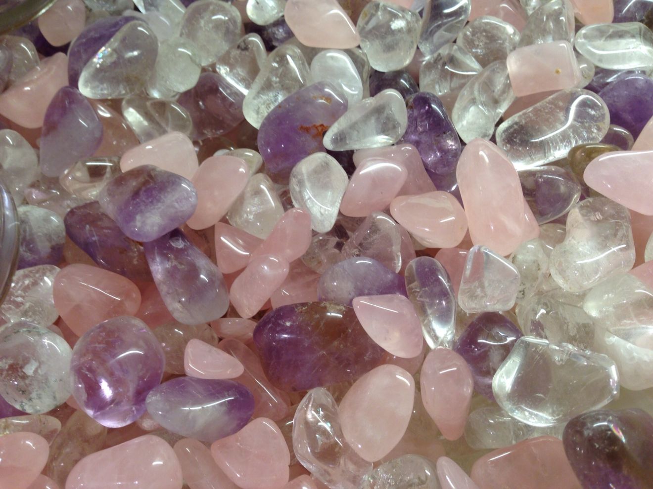 Amethyst, Bergkristall und Rosenquarz